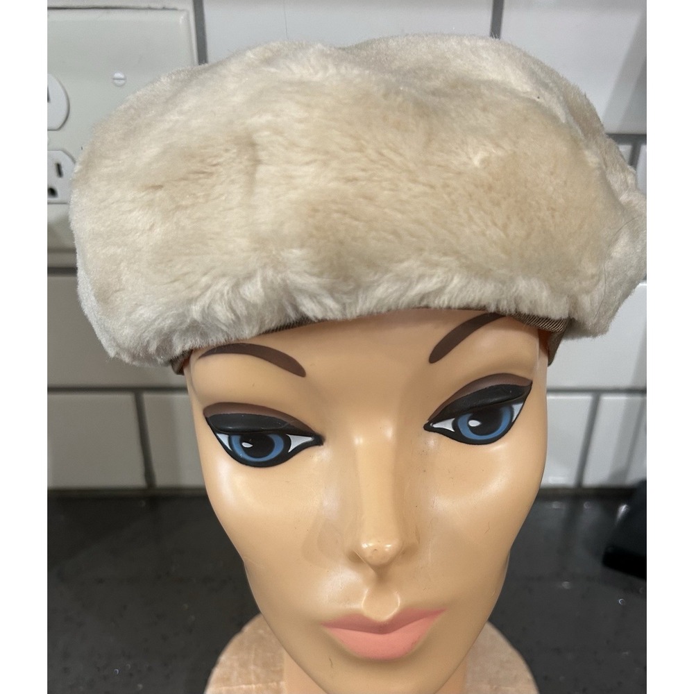 Vintage Gene Doris New York Cream Ivory‎ White Fur Woman's Hat